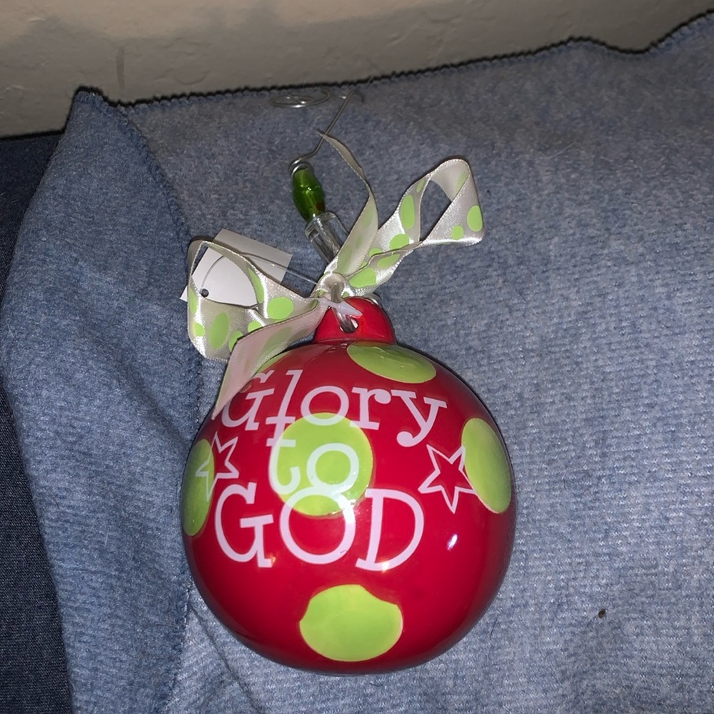 Family Christian Store Glory to God Christmas Tree Ornament